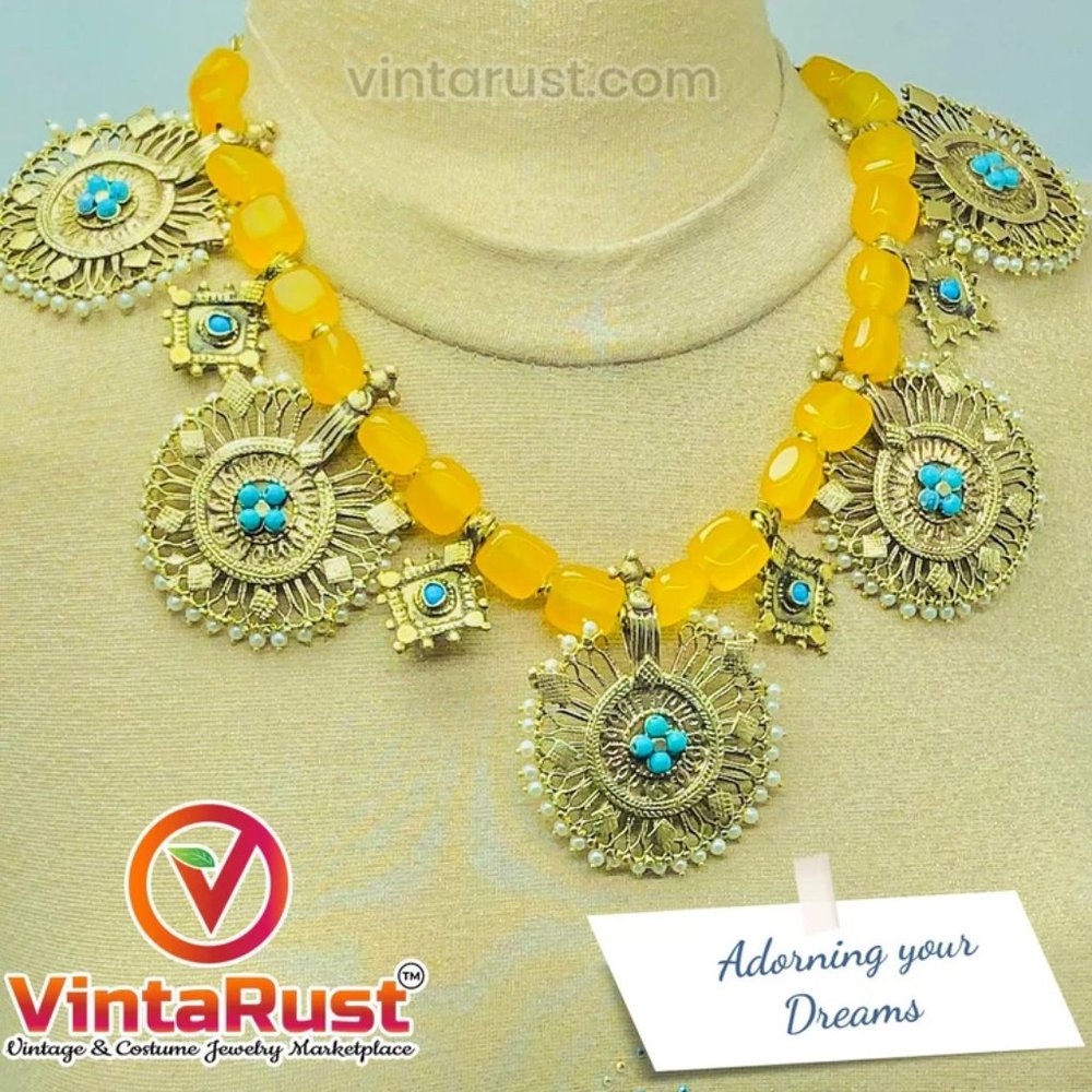 Tribal Choker Necklace, Yellow Stones Beaded Vintage Necklace - Picture 4 of 10